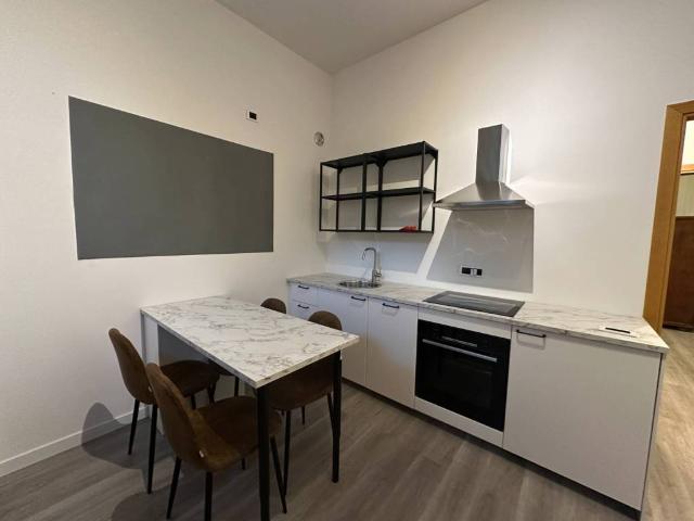 Appartamento in affitto a Stadera, Milano