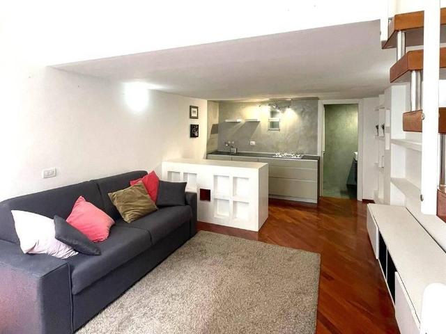 Appartamento in affitto a XXII Marzo, Milano