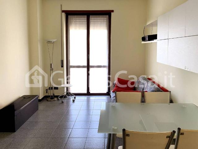 Appartamento in affitto a Municipio 9, Milano