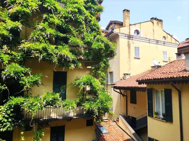 Appartamento in affitto a Centro storico, Milano