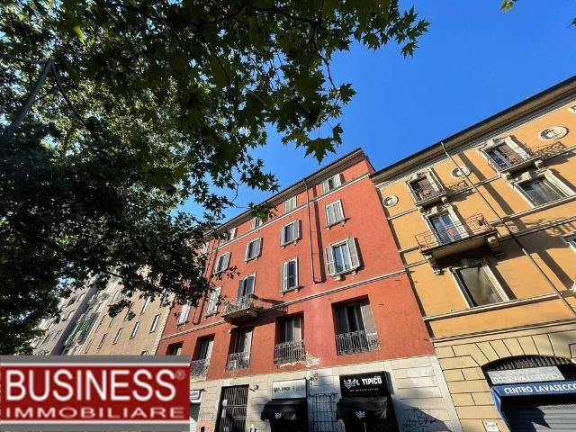 Appartamento in affitto a Municipio 4, Milano