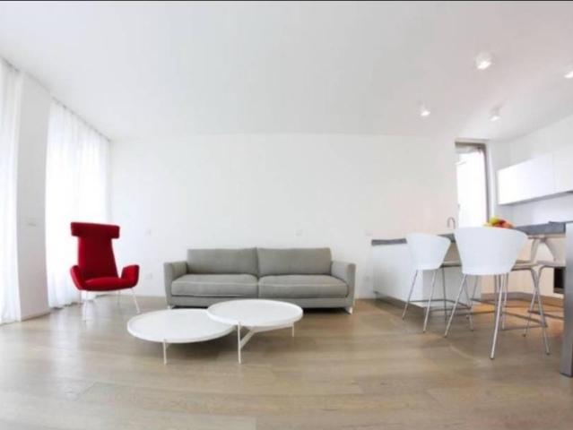 Appartamento in affitto a Municipio 9, Milano