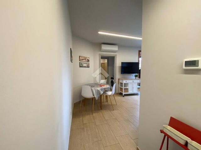 Appartamento in affitto a Municipio 6, Milano