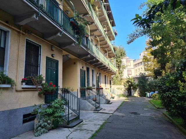 Appartamento in affitto a Farini, Milano