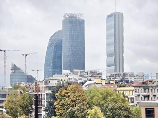 Appartamento in affitto a Municipio 7, Milano
