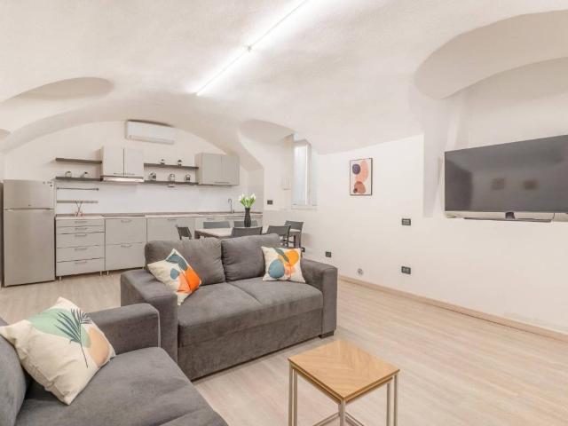 Appartamento in affitto a Duomo, Milano