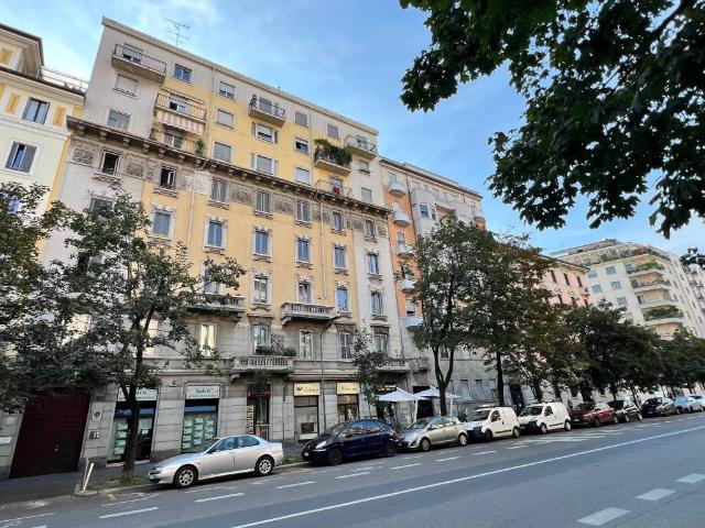 Appartamento in affitto a Washington, Milano