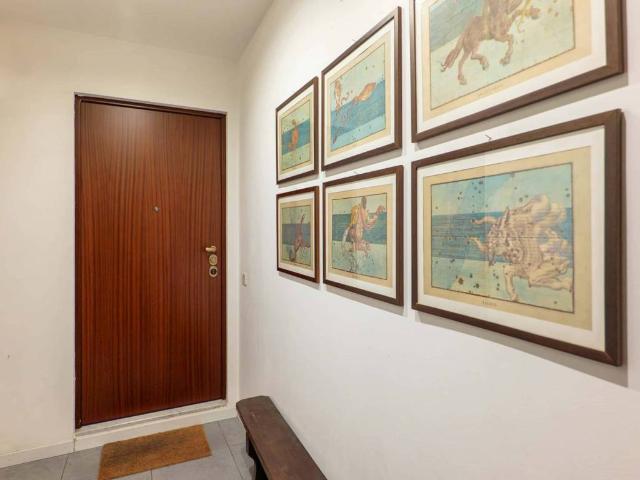 Appartamento in affitto a Navigli, Milano