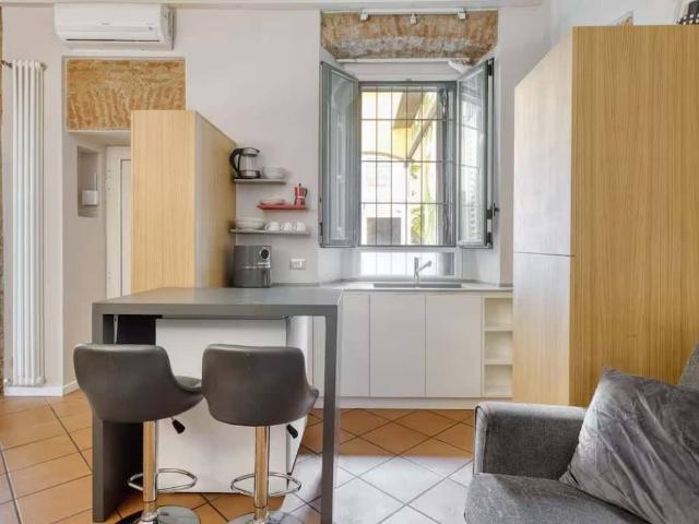 Appartamento in affitto a Centro storico, Milano