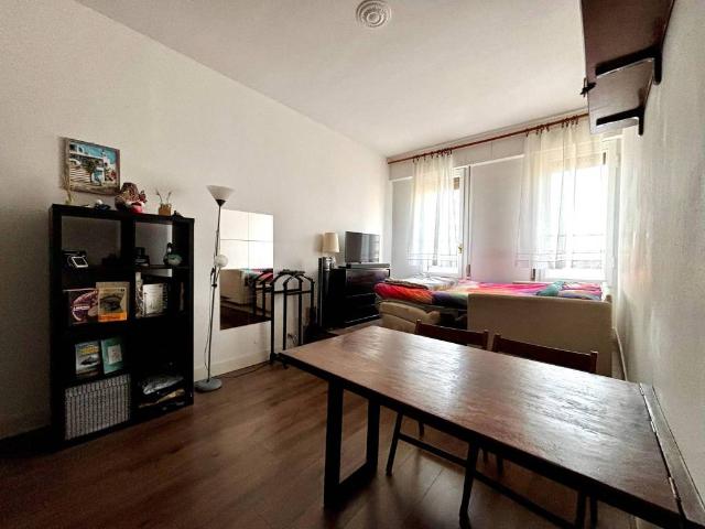 Appartamento in affitto a Municipio 9, Milano