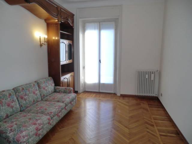 Appartamento in affitto a Municipio 4, Milano