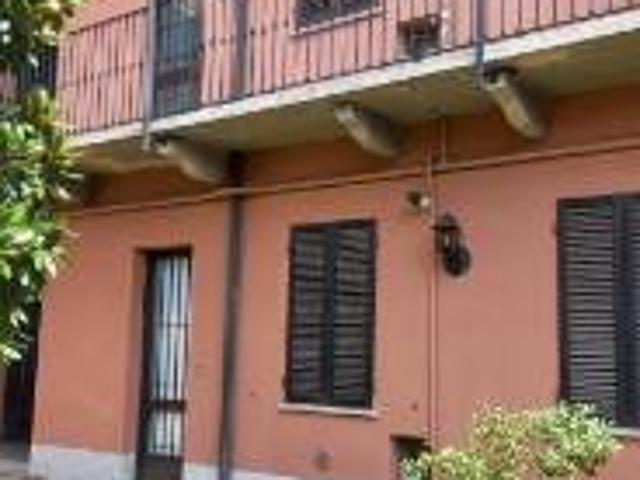 Appartamento in affitto a Municipio 9, Milano