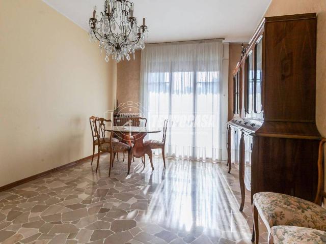 Appartamento in affitto a Municipio 9, Milano
