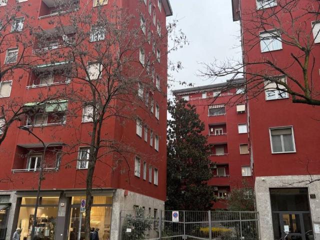 Appartamento in affitto a Municipio 8 di Milano, Milano
