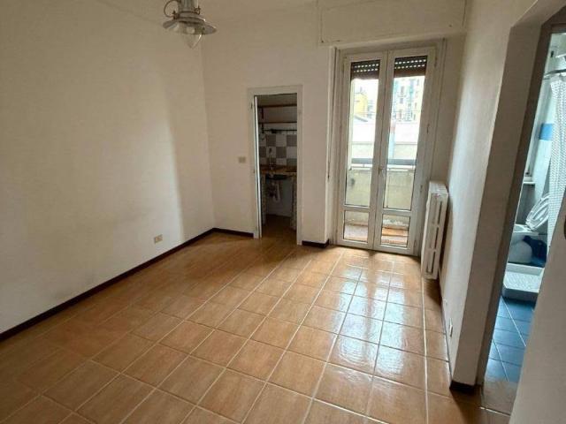 Appartamento in affitto a Municipio 4, Milano