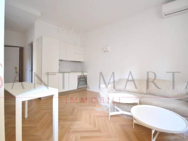 Appartamento in affitto a Municipio 1, Milano