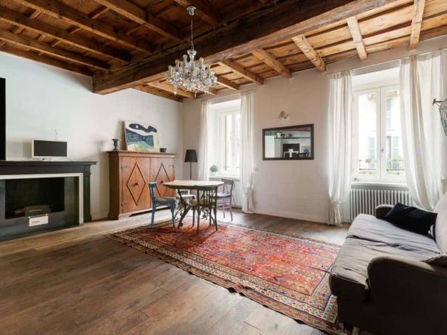Appartamento in affitto a Centro storico, Milano