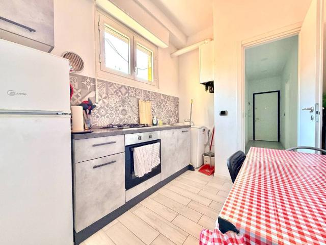 Appartamento in affitto a Municipio 9, Milano