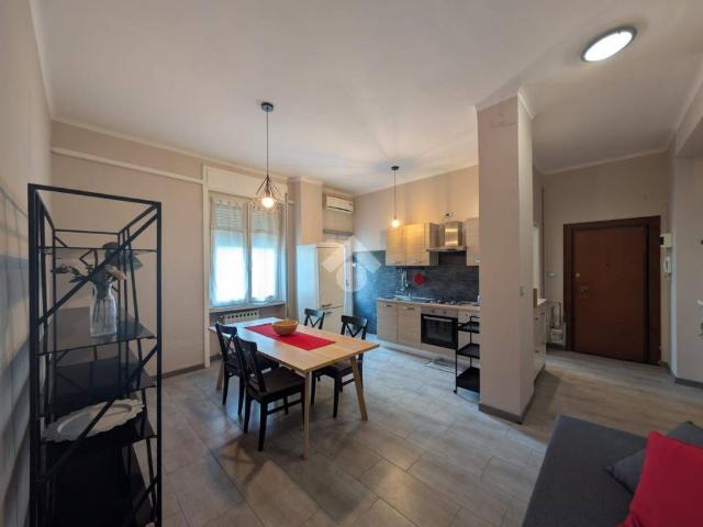 Appartamento in affitto a Municipio 9, Milano