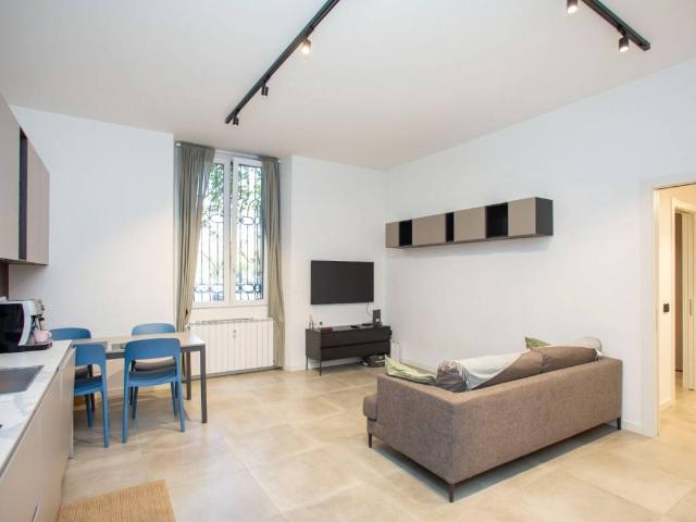 Appartamento in affitto a Municipio 1, Milano