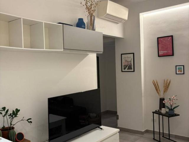 Appartamento in affitto a Municipio 9, Milano