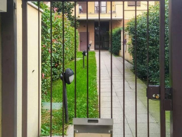 Appartamento in affitto a Municipio 9, Milano