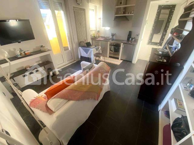 Appartamento in affitto a Municipio 9, Milano