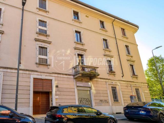 Appartamento in affitto a Municipio 5, Milano