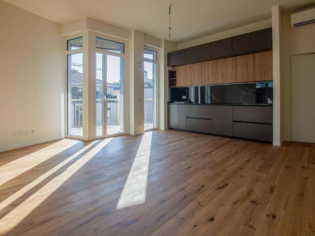 Appartamento in affitto a Centro storico, Milano