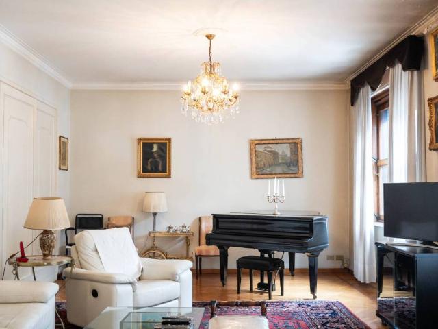 Appartamento in affitto a Municipio 2, Milano