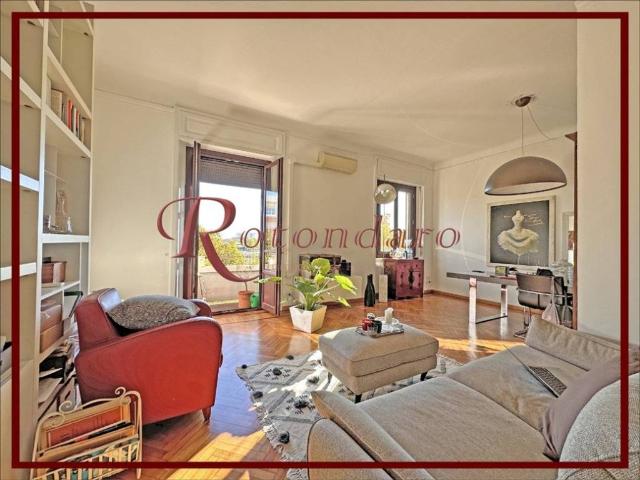 Appartamento in affitto a Tre Torri, Milano