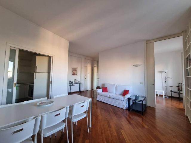 Appartamento in affitto a Municipio 1, Milano