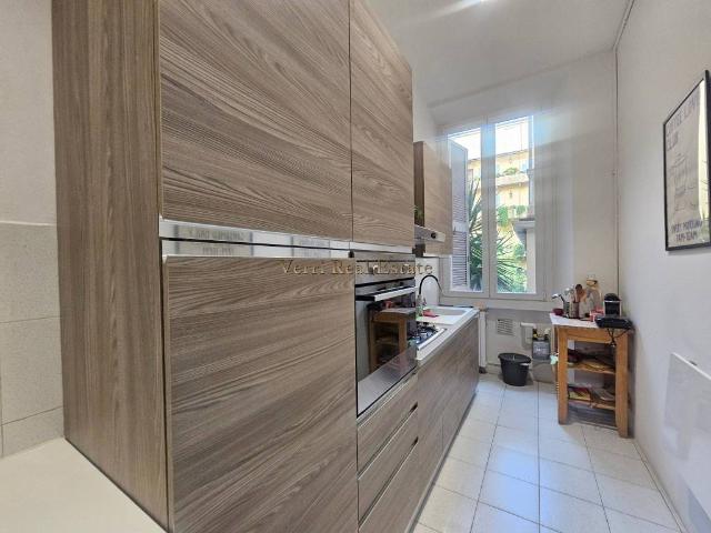 Appartamento in affitto a Centro storico, Milano