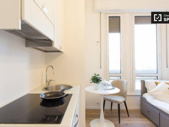 Appartamento in affitto a Navigli, Milano