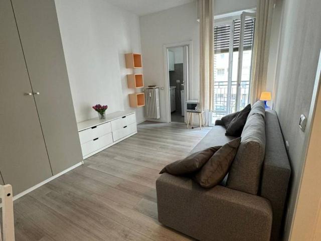 Appartamento in affitto a Municipio 4, Milano