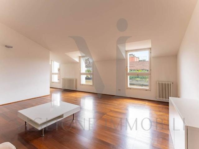 Appartamento in affitto a Cerchia dei Navigli, Milano