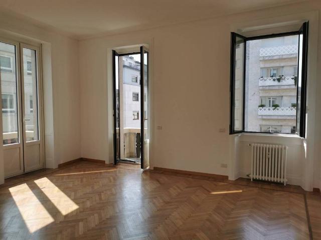 Appartamento in affitto a Centro storico, Milano