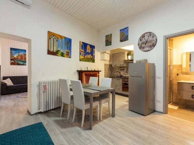 Appartamento in affitto a Centro storico, Milano