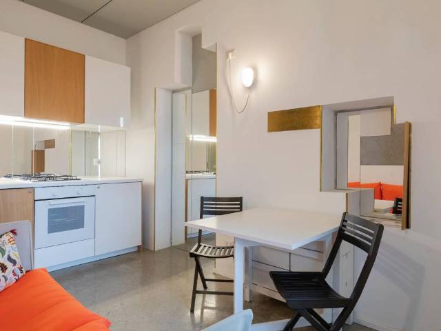 Appartamento in affitto a Municipio 9, Milano