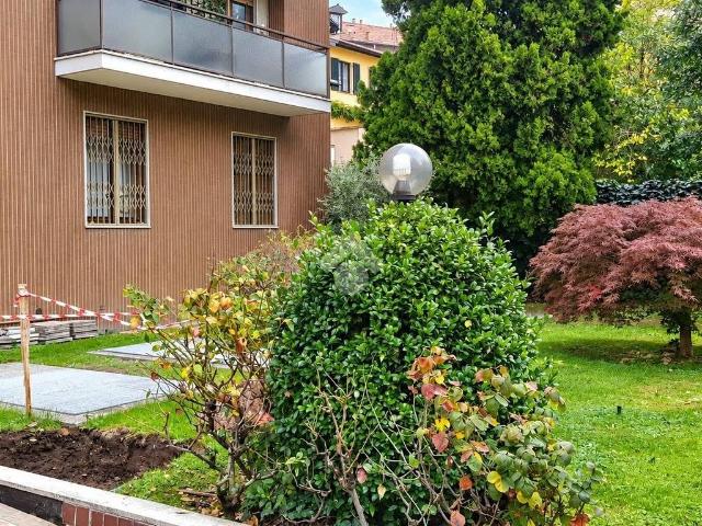 Appartamento in affitto a Municipio 2, Milano