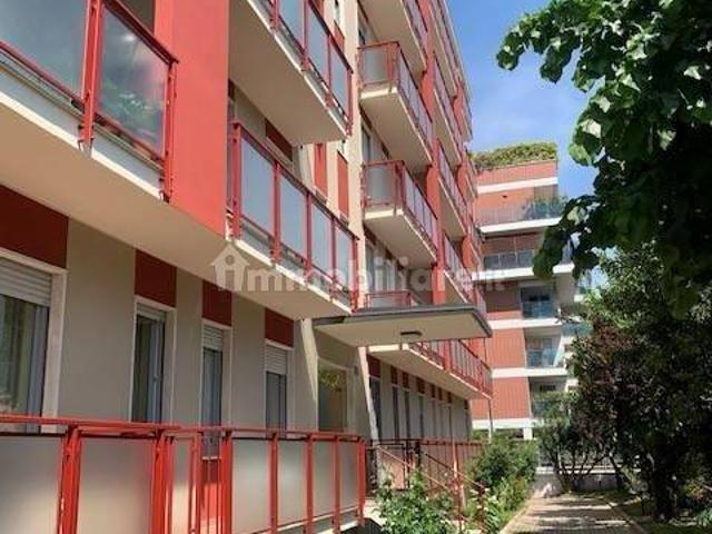 Appartamento in affitto a Bande Nere, Milano