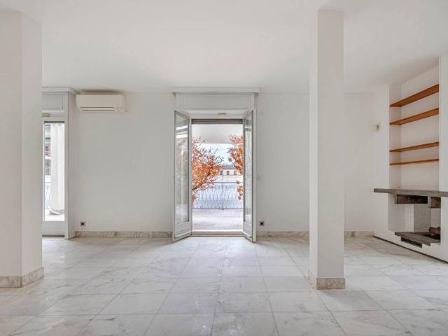 Appartamento in affitto a Centro storico, Milano