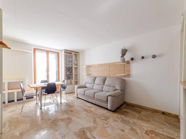 Appartamento in affitto a Municipio 9, Milano