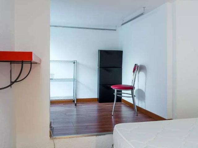 Appartamento in affitto a Municipio 7, Milano