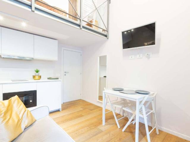 Appartamento in affitto a Municipio 2, Milano