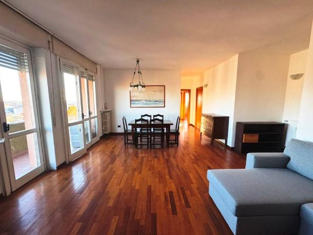 Appartamento in affitto a QT8, Milano