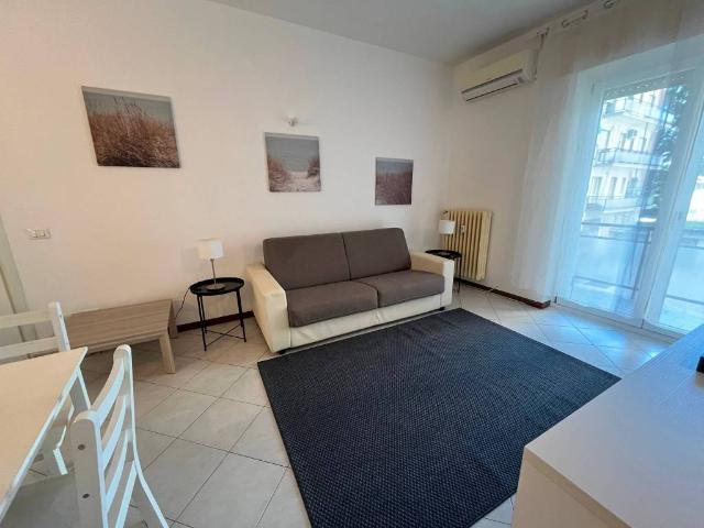 Appartamento in affitto a Municipio 9, Milano