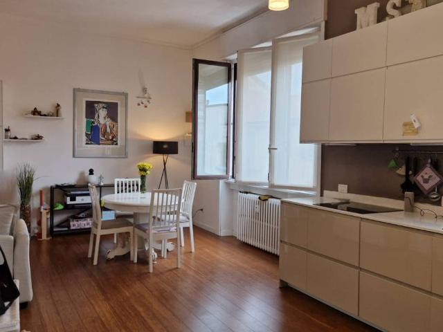 Appartamento in affitto a Washington, Milano