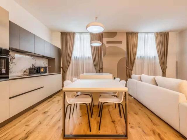 Appartamento in affitto a Municipio 1, Milano