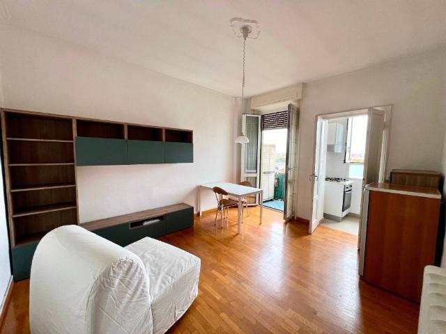Appartamento in affitto a Municipio 8 di Milano, Milano